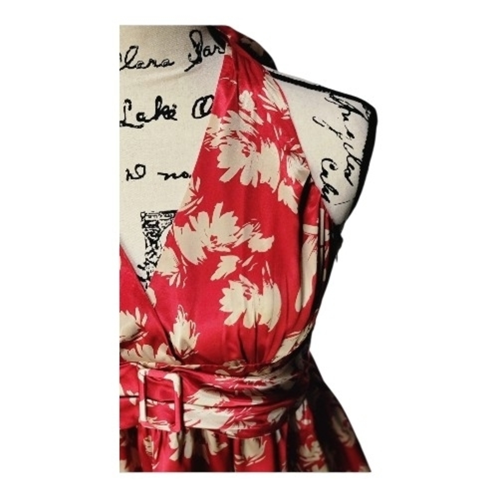 Vintage BCBGMaxAzria Red and Cream Asymmetrical Top - Picture 4 of 7